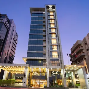 رويال كونتيننتال **** دبي